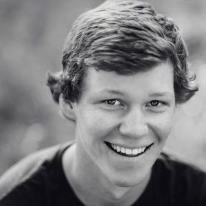 Meet your Posher, Casey